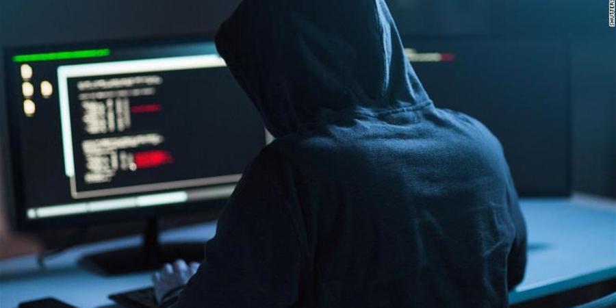 نصوص وعقوبات تهكير حسابات التواصل الاجتماعي