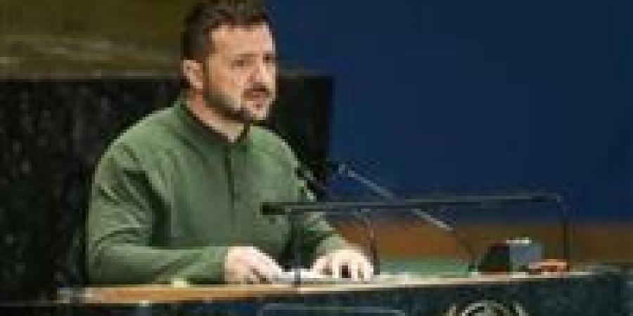 تفاصيل الرسالة المفتوحة.. الكرملين يرد على مقترح زيلينسكي ويعلن ترحيبه بزيارته إلى موسكو
