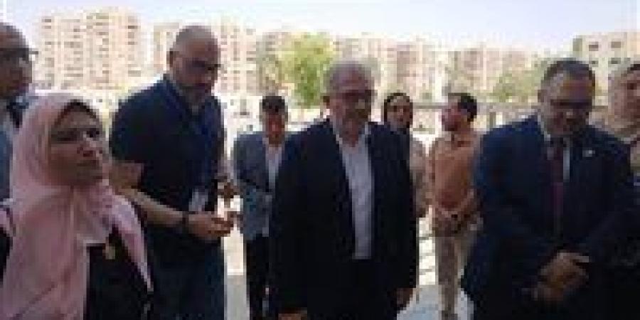 رئيس الوزراء يتفقد مشروع محور اللواء عمر سليمان بمحافظة الإسكندرية