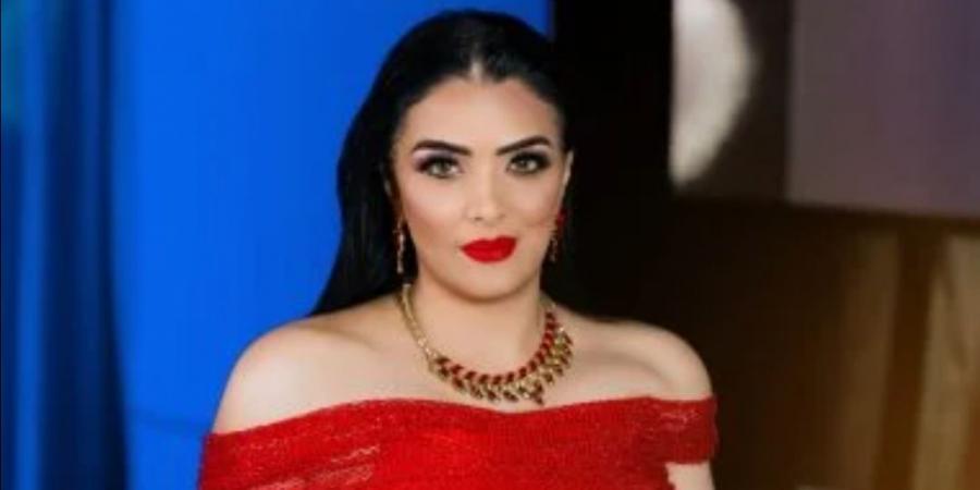 حجب حساب حورية فرغلي على الفيسبوك بعد حبس المنتج المخترق له| خاص