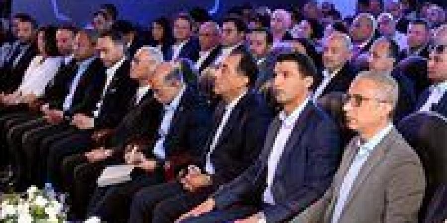 رئيس الوزراء يشهد مراسم إنتاج أول سيارة نيسان ماجنيت فى أفريقيا داخل نيسان مصر