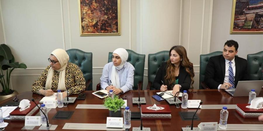عبدالغفار يبحث مع شركة "Science Ajeer" تعزيز الاستثمار في قطاع الرعاية الصحية