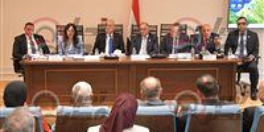 وكيل مجلس النواب لوزيرة الإسكان: تسجيل العقار مفتاح الإصلاح.. وقانون اتحاد المطورين يجب أن ينظيم السوق وحماية جميع الأطراف