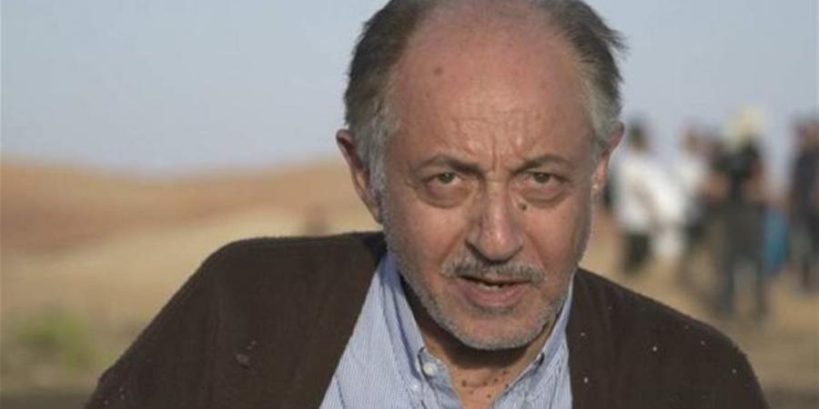 من أبو حمص إلى النجومية.. قصة حياة الفنان الراحل عبد العزيز مخيون
