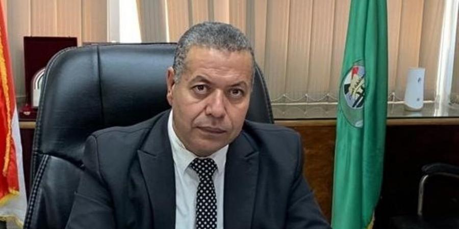 ضبط 1500 عبوة مستحضرات تجميل مجهولة المصدر قبل طرحها في السوق السوداء بالفيوم