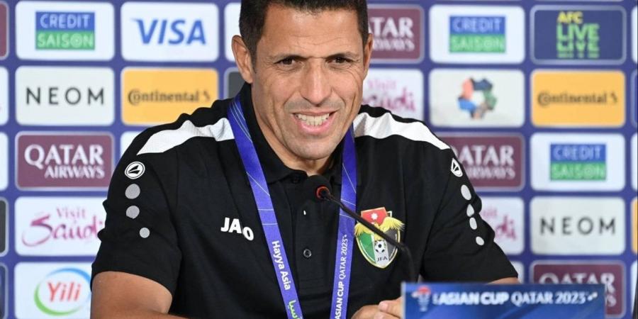 محمد عبدالجليل: حسين عموتة صفقة خارج الصندوق للأهلي.. وحسام البدري أفضل منه