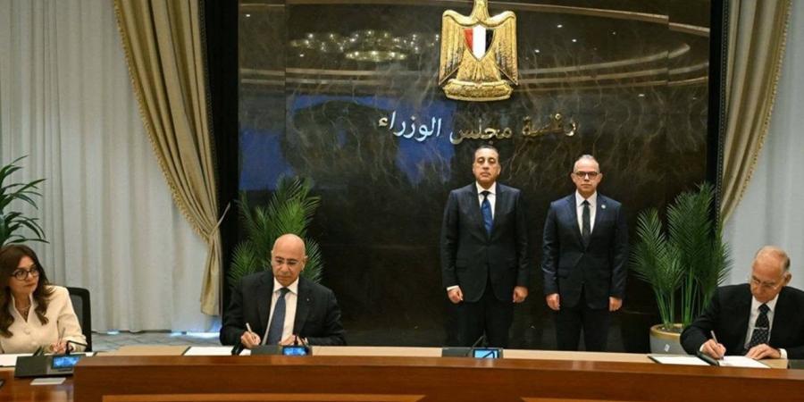 نقل ملكية حصة من محطات وقود "وطنية" إلى "طاقة عربية" (تفاصيل الاتفاق)