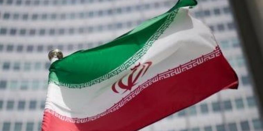 وكالة مهر: قذيفة أمريكية أصابت سفينة شحن في خليج ⁧‫عمان‬⁩