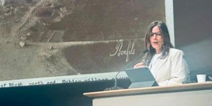 وزيرة الثقافة تدعو لتعزيز التعاون الدولى لصون التراث الثقافى فى محاضرة باللوفر