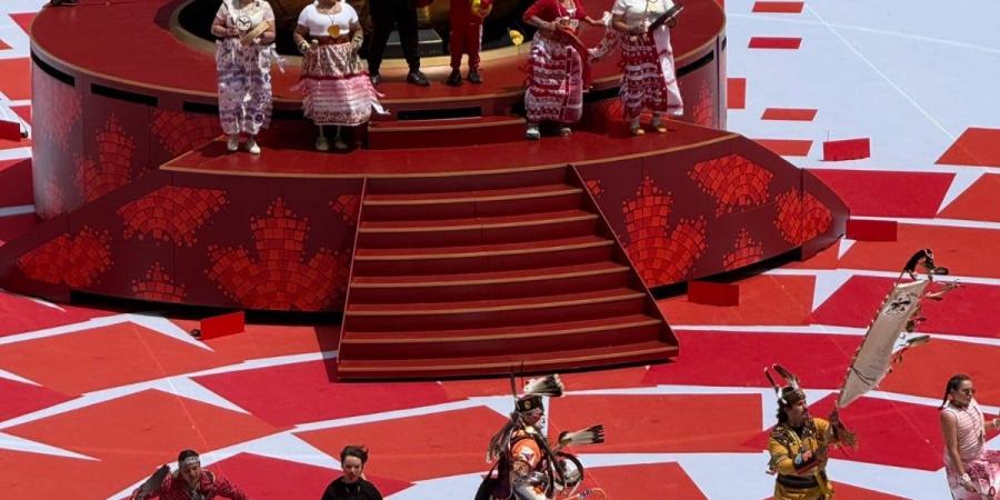 كندا تدشن حضورها فى كأس العالم بحفل استعراضي مميز.. فيديو