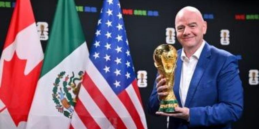 إنفانتينو ساخرا: إيطاليا قد تعود للمشاركة فى كأس العالم بنظام الـ64 فريقا