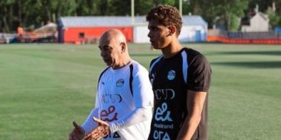 منتخب مصر يواصل تدريباته بمشاركة حسام حسن استعدادًا لمواجهة بلجيكا.. فيديو