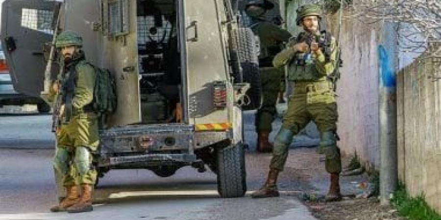 قوات الاحتلال تقتحم عدة قرى وبلدات فلسطينية في نابلس