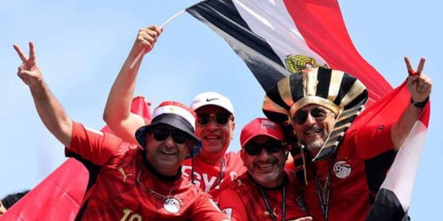 أحمد فتوح يتلقى البطاقة الصفراء فى مواجهة بلجيكا بكأس العالم.. صور