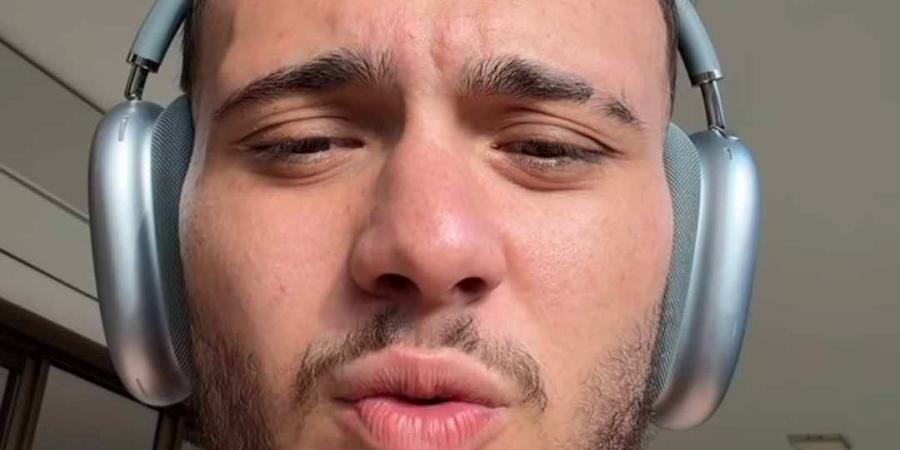 بعد قيامهم برسم تاتو باسمه وصورته.. الشامي يحذر جمهوره: بلاش تعملوا كدا