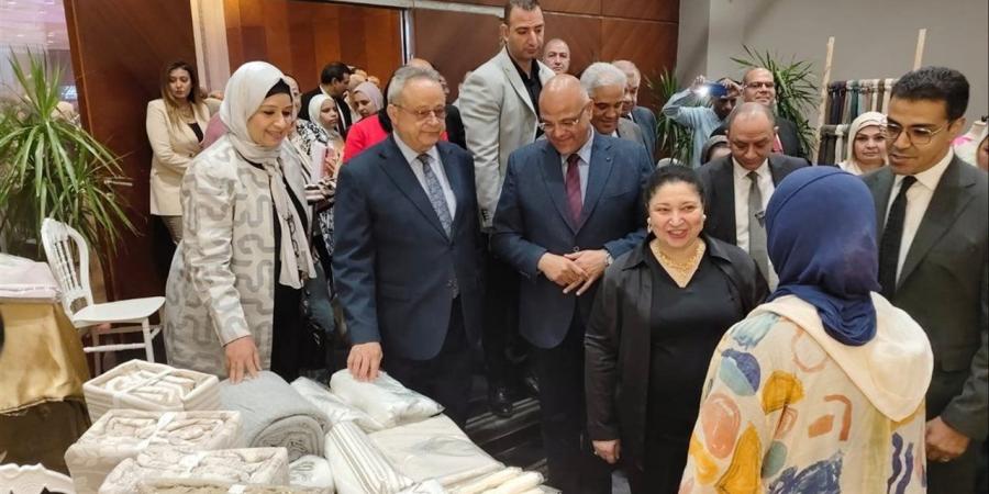 نائبة وزيرة التضامن: "ديارنا" منصة دائمة لدعم الحرفيين و70 عارضًا بالإسكندرية