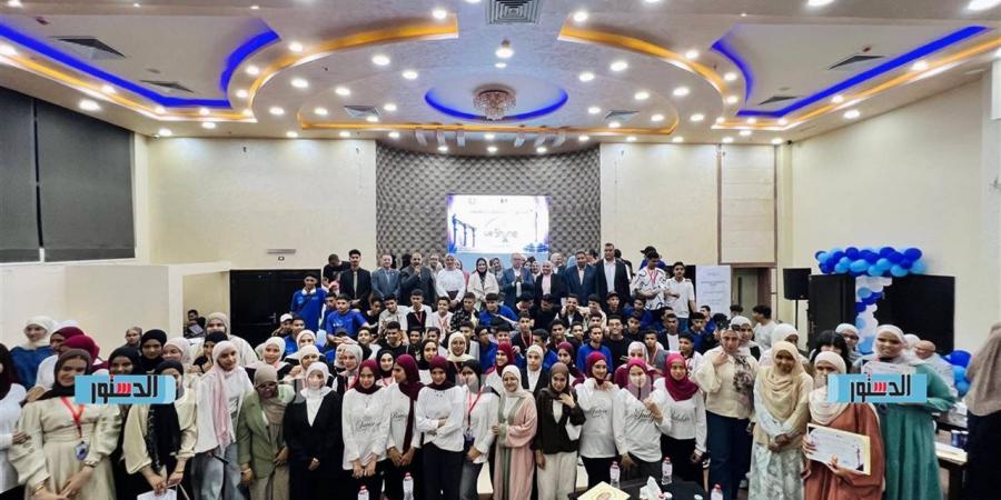 مدير تعليم مطروح تشهد احتفالية مدرسة وي للتكتولوجيا التطبيقية وتشيد بإبداعات الطلاب