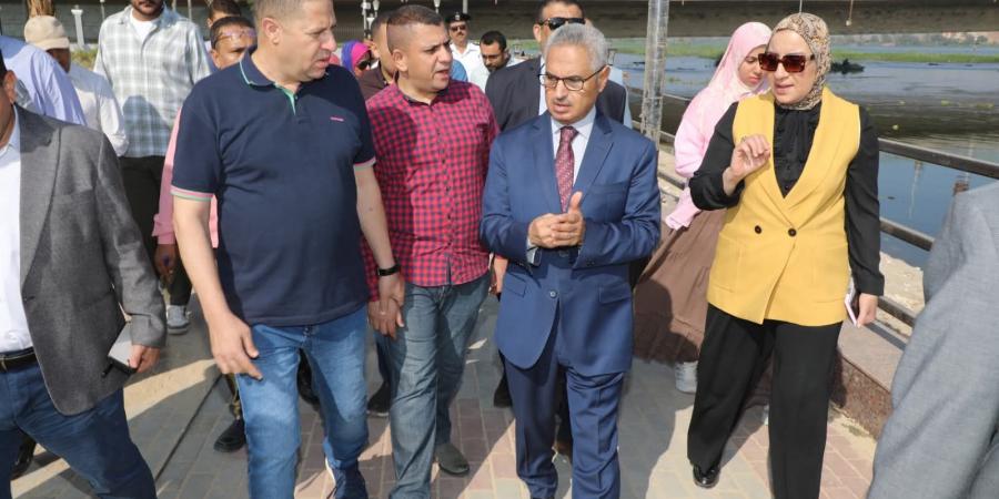 محافظ بني سويف يتابع اللمسات النهائية لمشروع المرسى السياحي شرق النيل.. ونسبة التنفيذ تصل إلى 90%