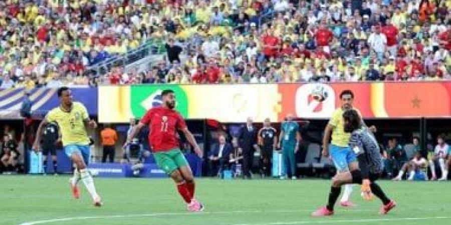 خطوة مهمة.. صيبارى يقترب من ارتداء قميص بايرن ميونيخ بعد الكشف الطبى