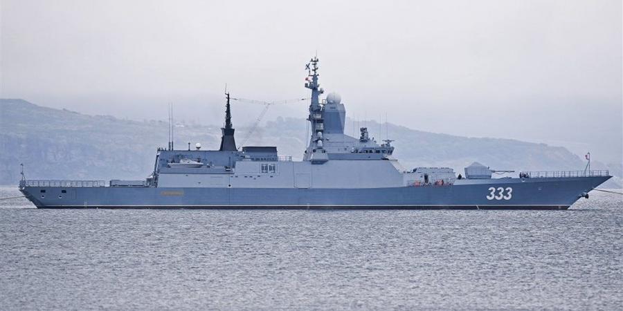 بريطانيا تُحقق في إطلاق فرقاطة روسية النار على يخت بالقنال الإنجليزي