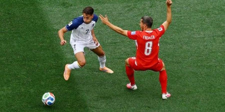 سويسرا ضد البوسنة والهرسك.. شوط أول سلبي في مواجهة كأس العالم 2026.. صور
