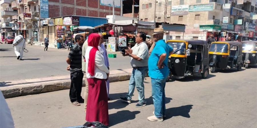 رئيس مدينة كفر سعد بدمياط يلتقي أهالي القرى للاستماع لمطالبهم