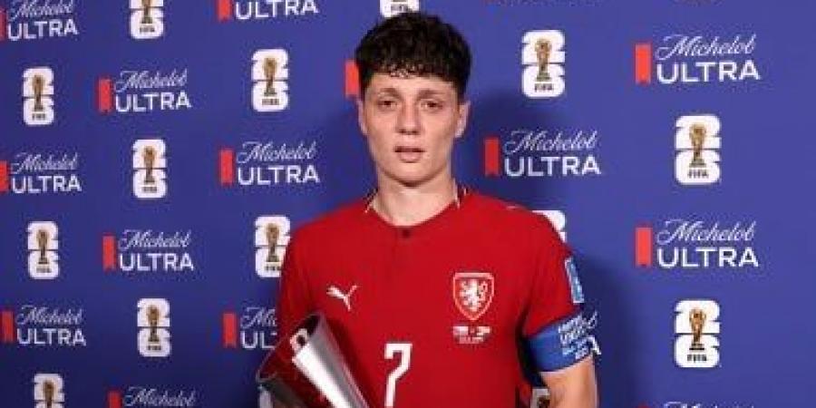 لاديسلاف كريتشى رجل مباراة التشيك ضد جنوب إفريقيا فى كأس العالم