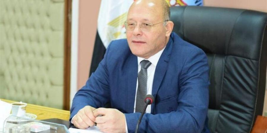ضمن مبادرة إنسانية من جامعة سوهاج.. مساعدات مالية تصل إلى مرضى الغسيل الكلوي