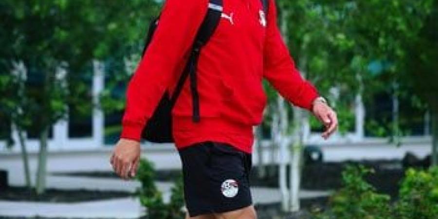بعثة منتخب مصر تغادر إلى كندا استعداداً لمواجهة نيوزيلندا.. صور