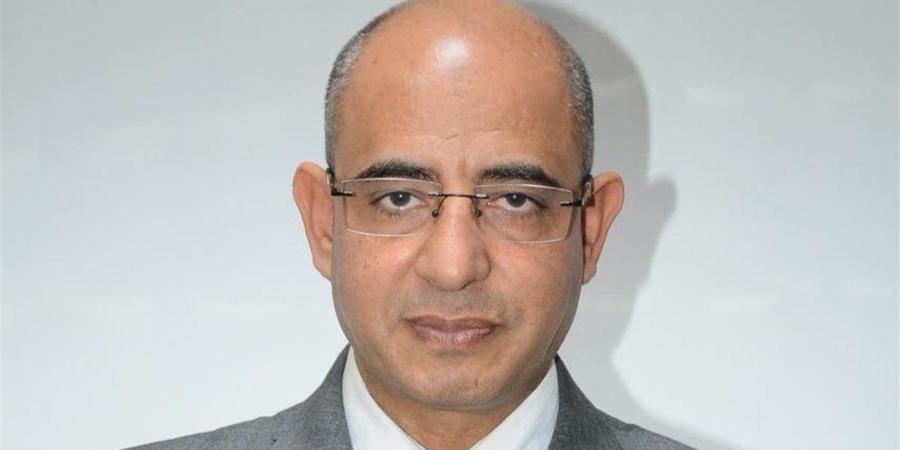 محمد العدوي: مضيق هرمز عصب مهم في تجارة الطاقة حول العالم