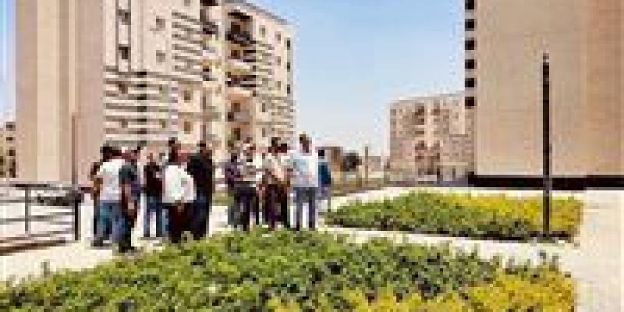 وزيرة الإسكان تتابع موقف تنفيذ المشروعات السكنية بمدن الشروق والعاشر من رمضان وحدائق العاشر وحدائق أكتوبر