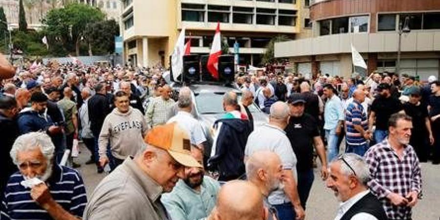 القطاع العام سيقبض الزيادة كاملةً اعتباراً من أيلول مع نصف قيمة المفعول الرجعي شهرياً