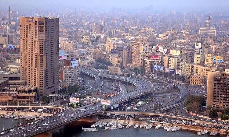 أجواء حارة مع توقعات هطول أمطار على السواحل الشمالية اليوم