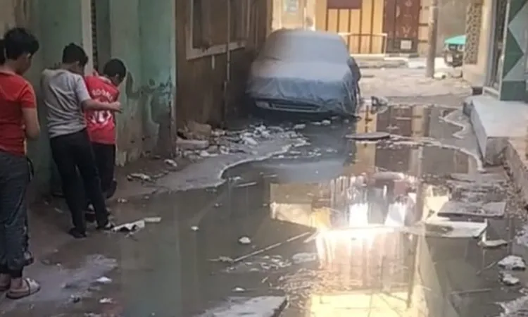 أهالي حي الجمارك بالإسكندرية يرفعون نداء استغاثة بسبب تكرار مشكلات مياه الصرف الصحي