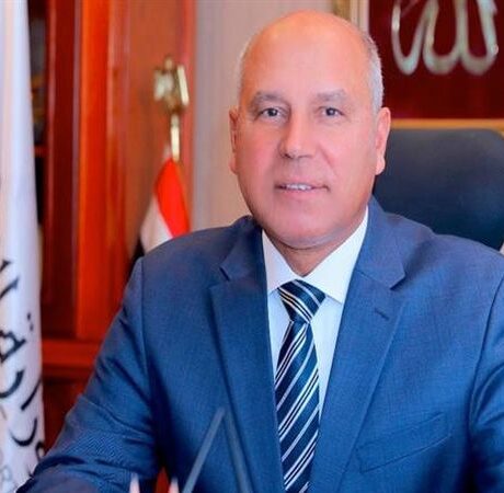 وزير النقل يعلن عن خطة للوصول إلى 40 سفينة تجارية بحلول عام 2030