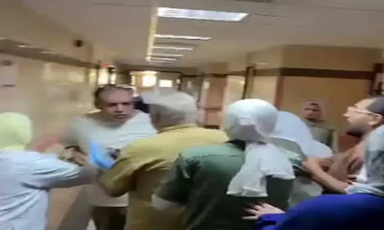 غضب عارم بين العاملين بالصرح الطبي في مصر بعد اعتداء على ممرضة في المنوفية بالحذاء