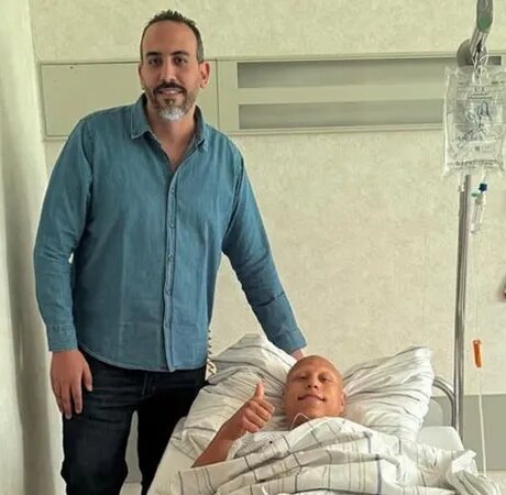 الأهلي يعلن تفاصيل نجاح عملية عمرو الجزار في ألمانيا ويحدد موعد عودته إلى القاهرة