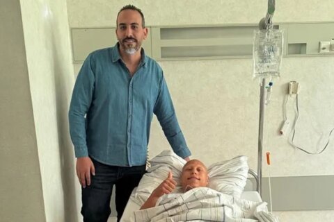 الأهلي يعلن تفاصيل نجاح عملية عمرو الجزار في ألمانيا ويحدد موعد عودته إلى القاهرة
