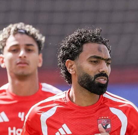 الأهلي يبدأ تدريباته على فترتين لمدة أسبوع كامل