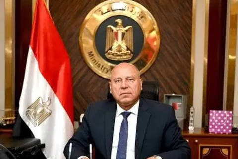 وزير النقل يتابع فعاليات جناح «سيمنز العالمية» في معرض «إينو ترانس»