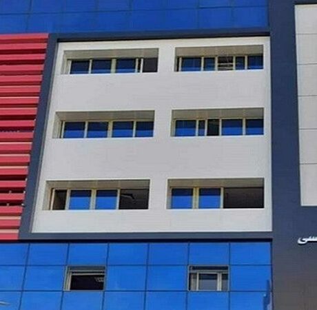 خريج زراعة يقتحم مستشفى بني سويف الجامعي متنكرًا في زي طبيب امتياز