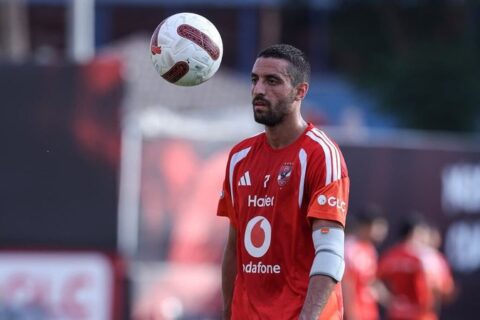 الأهلي يعلن جديد حالة طاهر محمد طاهر الصحية