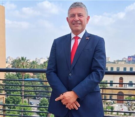 سفير الدنمارك في مصر يؤكد تطور العلاقات الثنائية في مجالات الطاقة والغذاء والتحول الرقمي