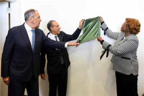 وزير الخارجية يشارك في إزاحة الستار عن لوحة تذكارية لتكريم المندوبين الدائمين الراحلين بمجلس الأمن