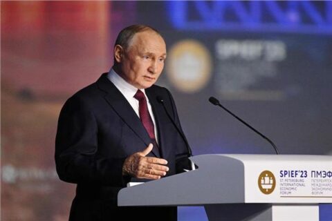 بوتين يعلن عن محاولات خارجية للتأثير على انتخابات الدوما في روسيا