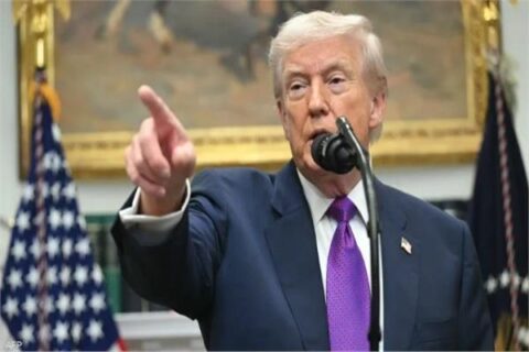 ترامب يرفض الأنباء حول تقديمه تخفيف العقوبات في ظل استعداد إيران للمفاوضات