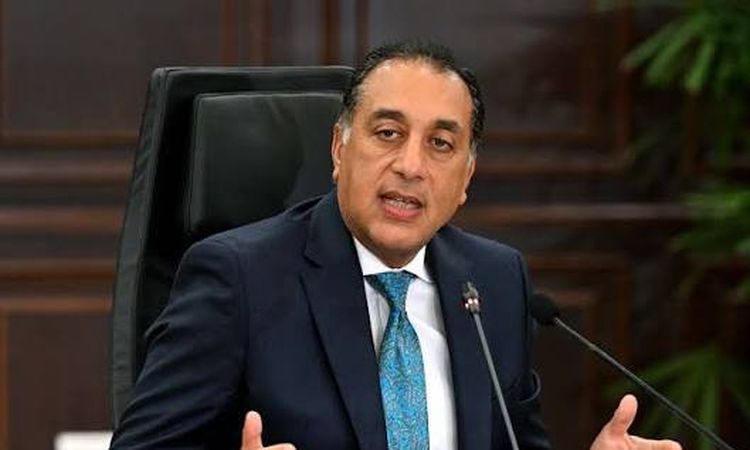 رئيس الوزراء يعلن الاستعداد لتنظيم مؤتمر برئاسة السيسي في أكتوبر القادم