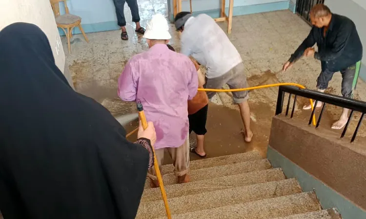 تنظيم فعاليات لتنظيف وتجميل مدرسة في الدقهلية بمشاركة المديرة والمعلمين والعاملين