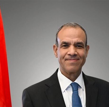 بدر عبد العاطي يناقش مع مستشار ترامب مستجدات الأزمة الإيرانية والملف الليبي