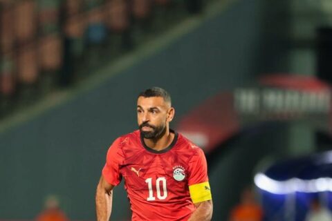 مصدر موثوق يكشف عن 3 أسباب وراء مغادرة صلاح معسكر منتخب مصر